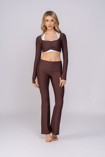 Leggings acampanados de talle alto
